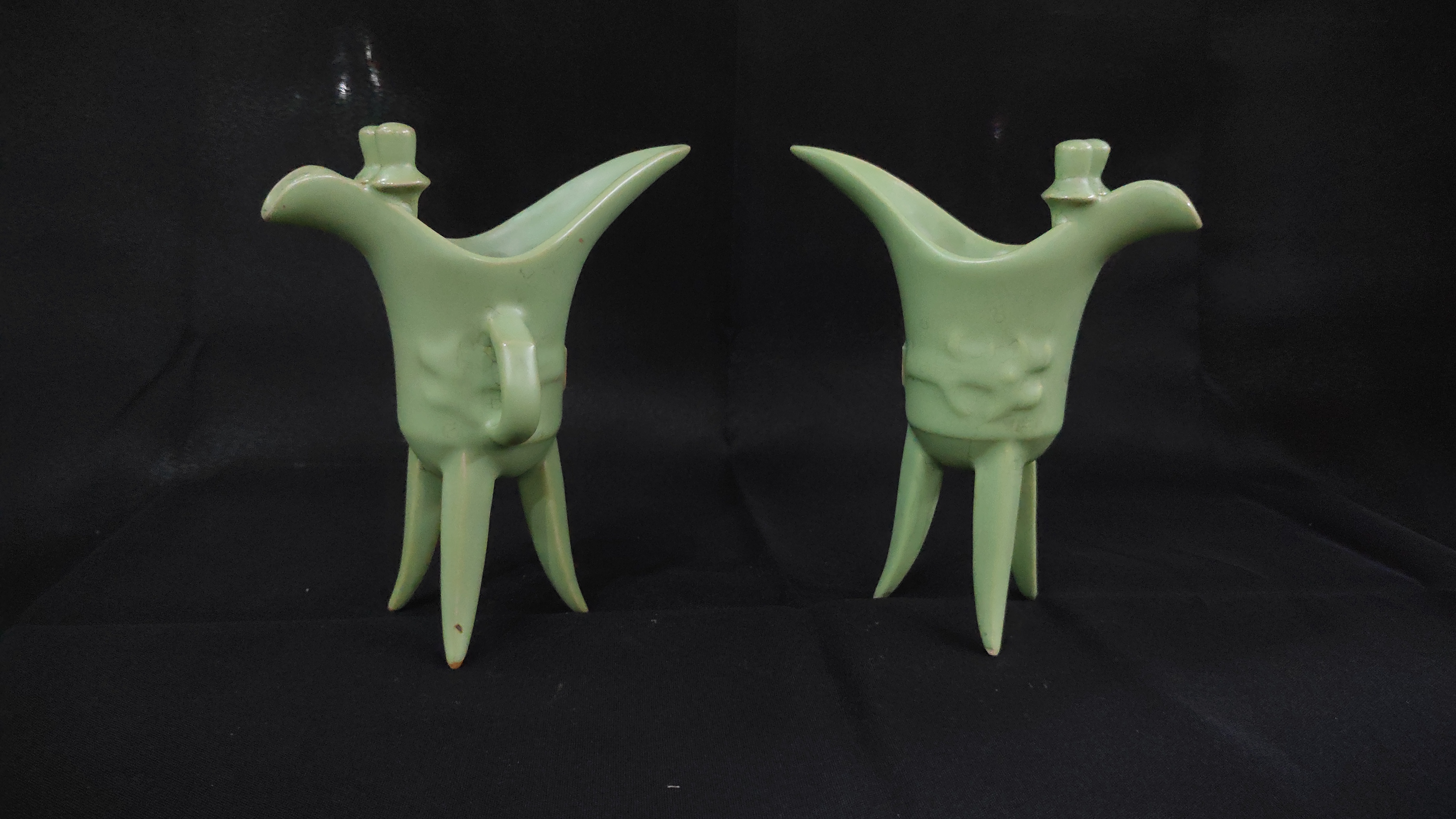 宋代御制汝窑酒爵